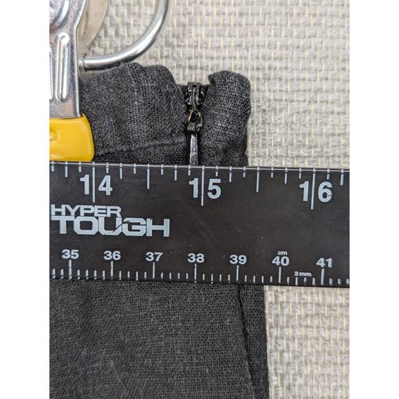 Erika Linen Capris Pants Size Medium Black Embroidered Beaded -0925F39 - Picture 3 of 7